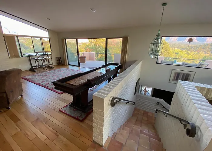 Open Style With Magnificent Views! *