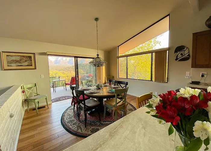 Open Style With Magnificent Views! Casa vacanze *