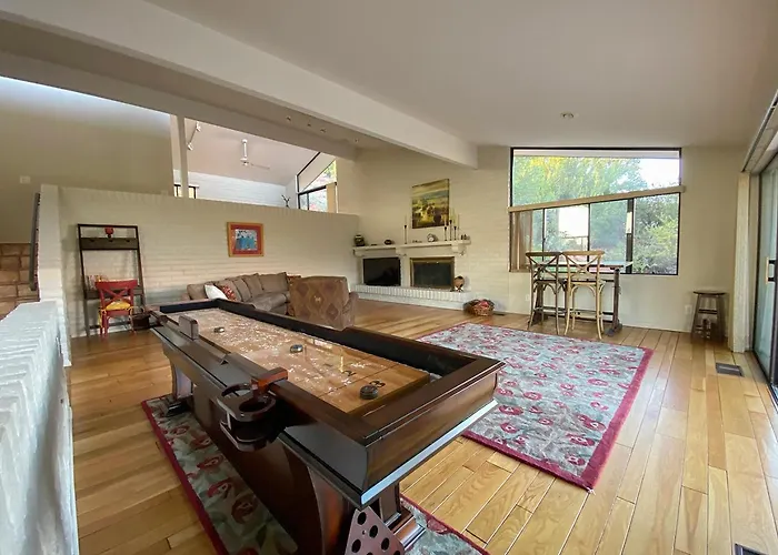 Open Style With Magnificent Views! Casa vacanze *